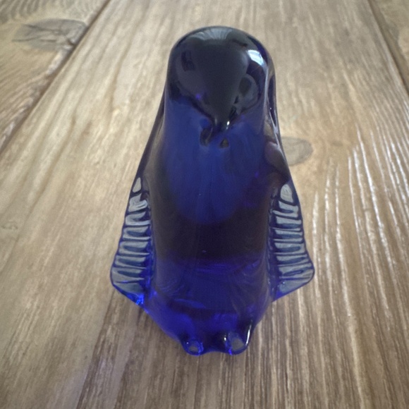 Vintage Glass Penguin - Picture 2 of 3